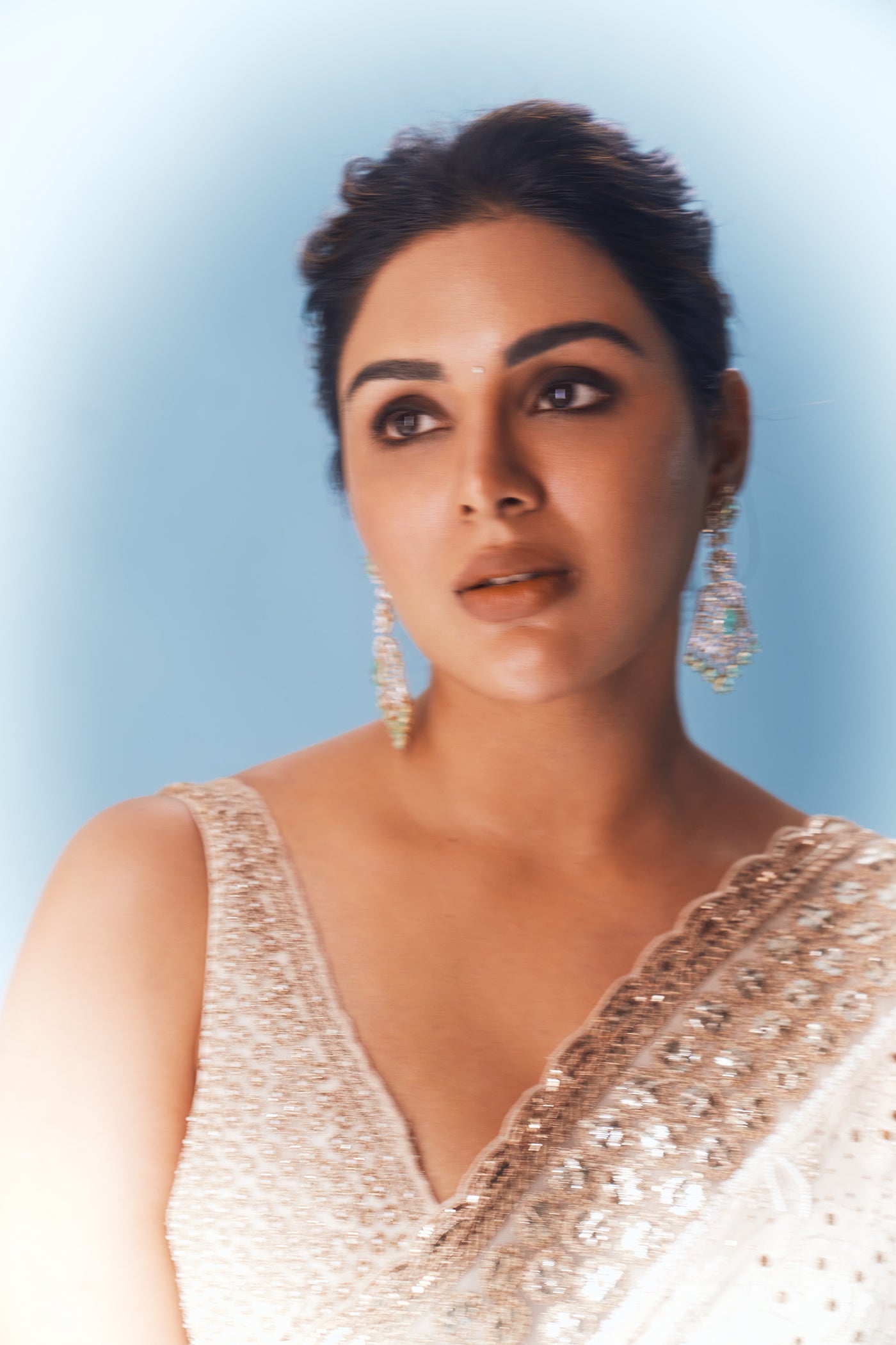 IVORY PINK OMBRE GEORGETTE CHIKANKARI SAREE SET