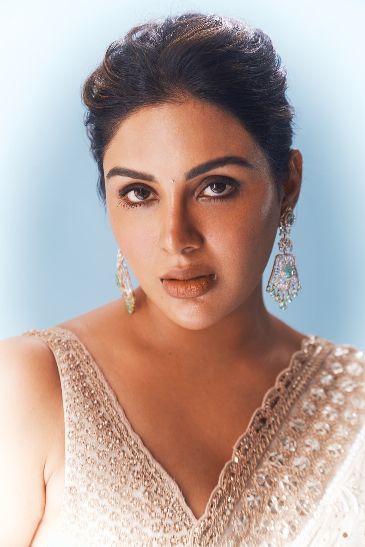 IVORY PINK OMBRE GEORGETTE CHIKANKARI SAREE SET