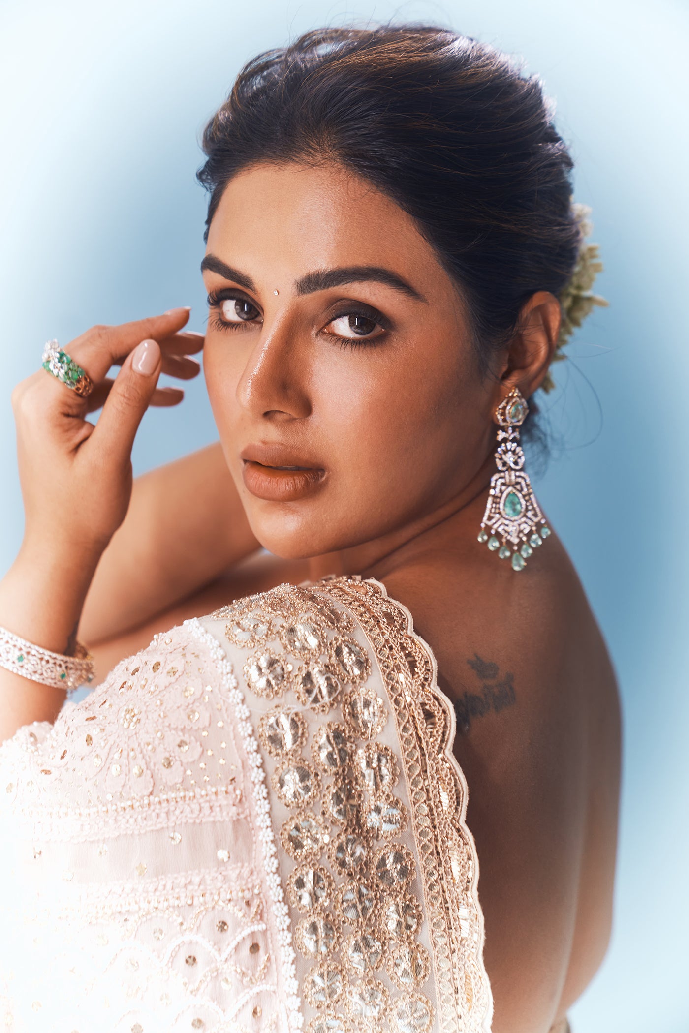 IVORY PINK OMBRE GEORGETTE CHIKANKARI SAREE SET