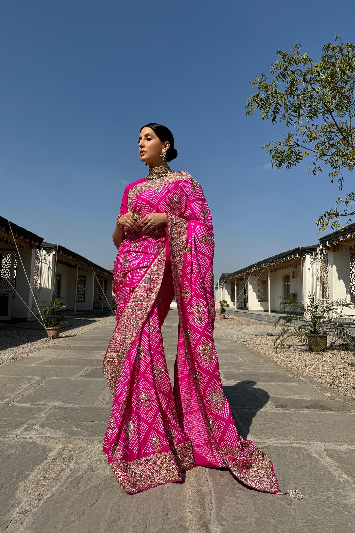FUSCHIA PINK GAJJI SILK BANDHANI SAREE SET