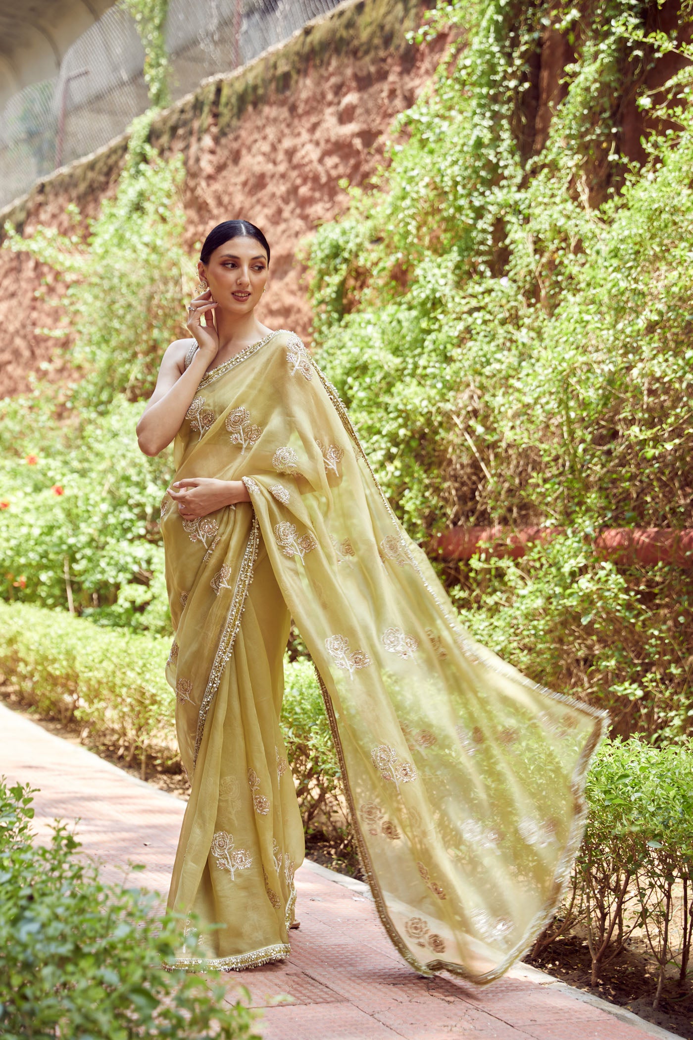 pista green organza saree