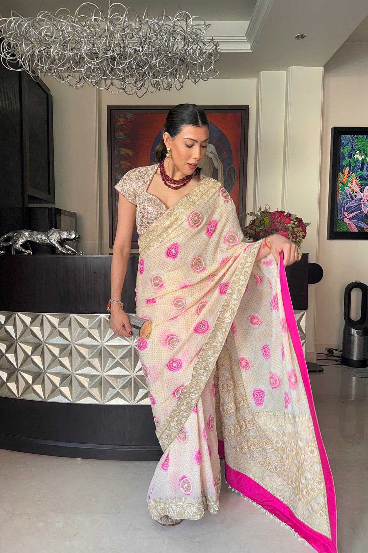 Diviya Kapoor In Ivory Pink Saree Set with Circle Bandhani Motifs