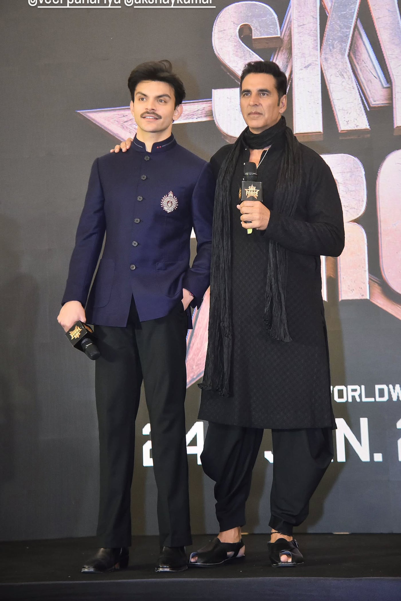 CHARCOL BLACK GEORGETTE CHIKANKARI KURTA SET