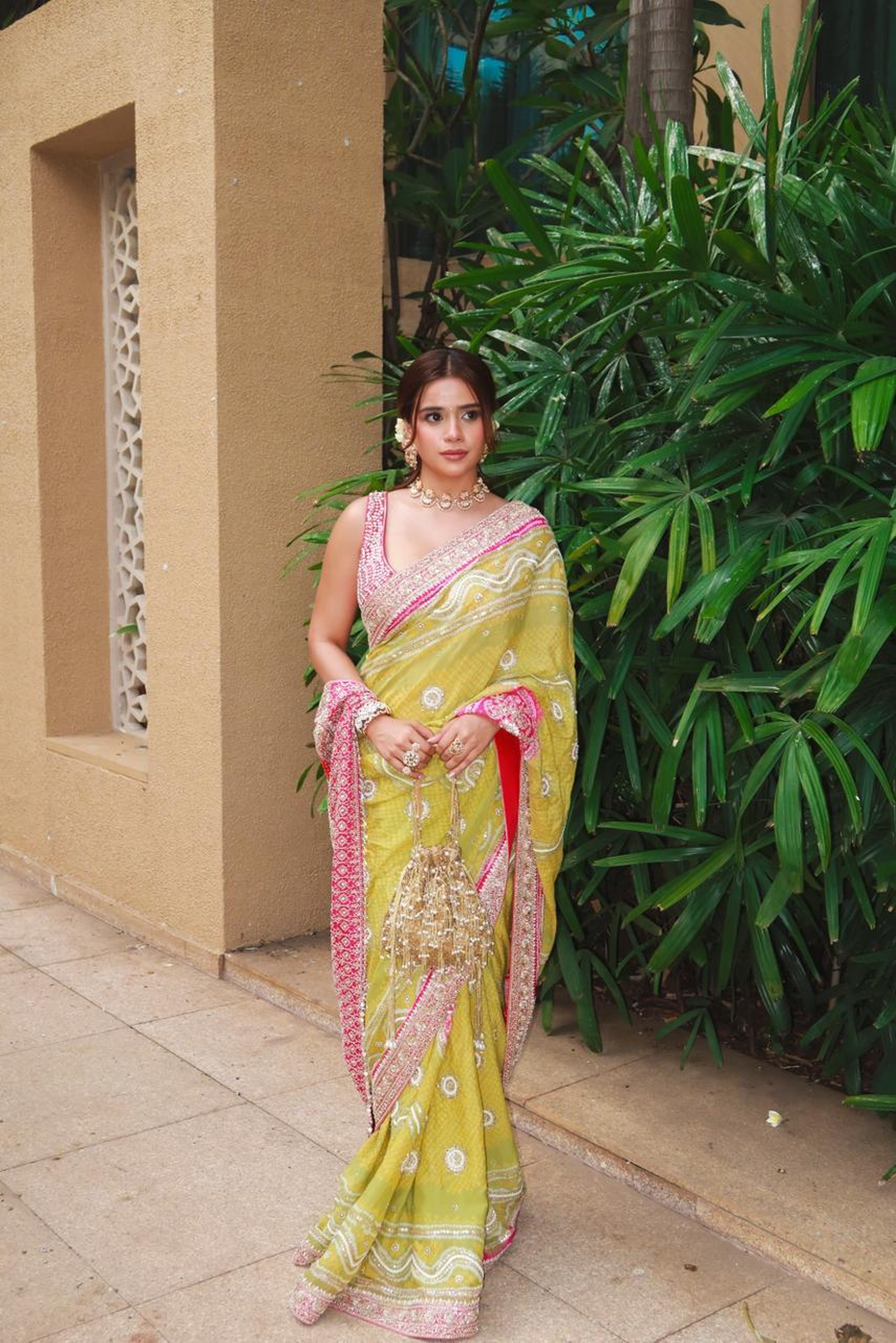 RIYA BHANSALI IN GREEN & PINK GEORGETTE SAREE SET