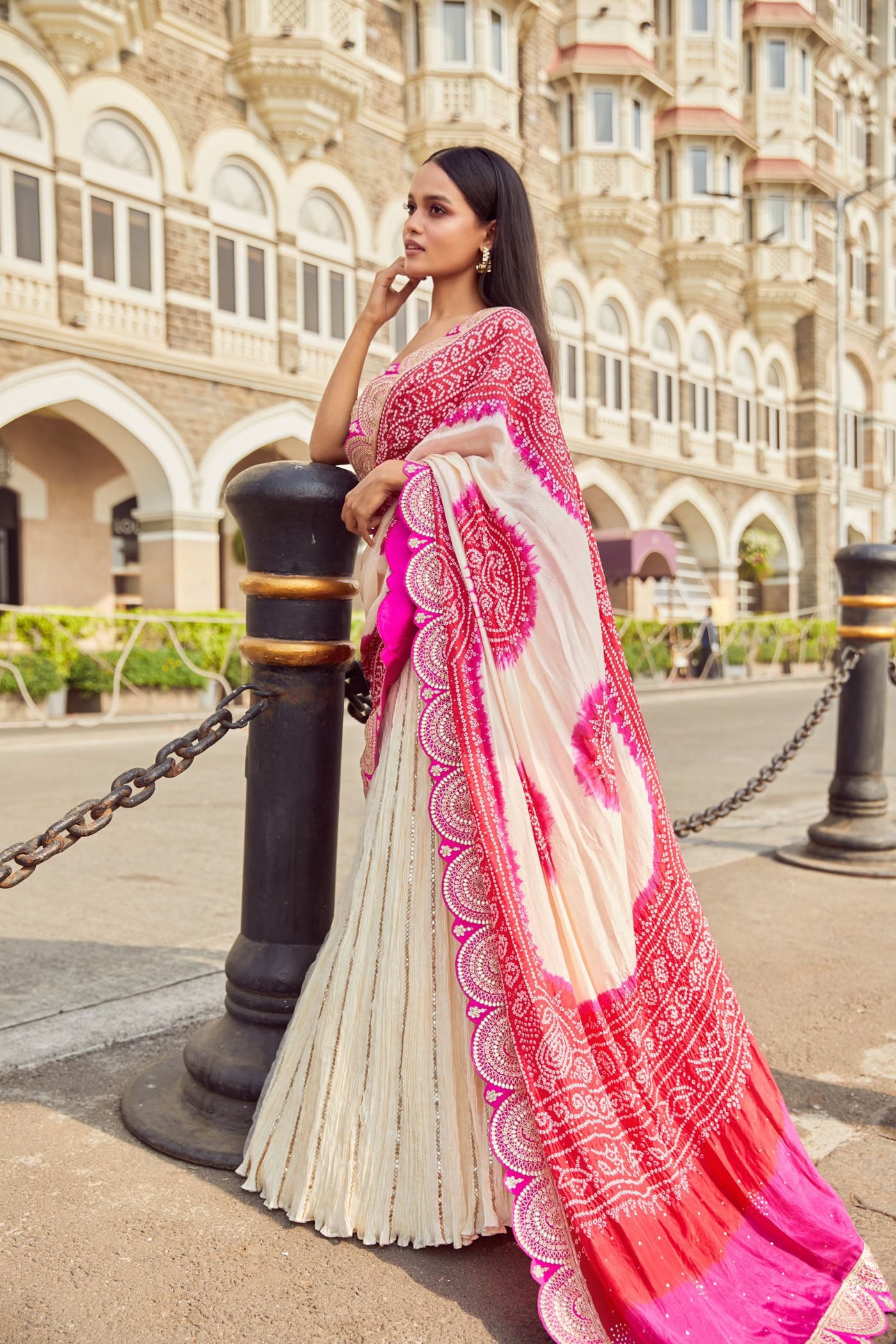 IVORY CRUSH LEHENGA WITH BLOUSE AND IVORY/PINK BANDHANI DUPATTA