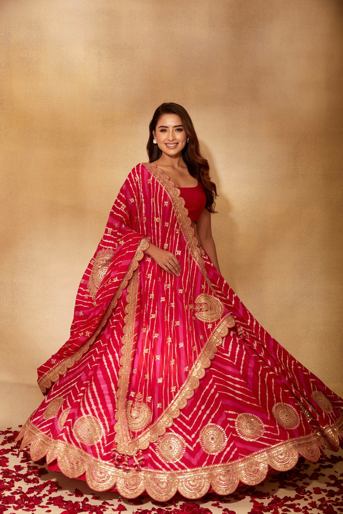 RED LEHERIYA LEHENGA SET