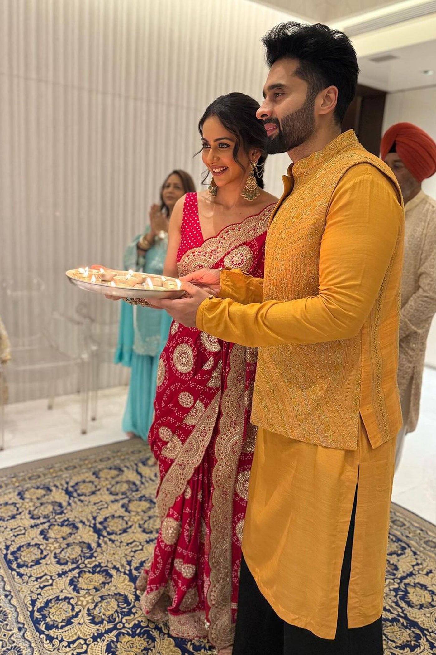 RED GAJJI SILK BANDHANI SAREE SET