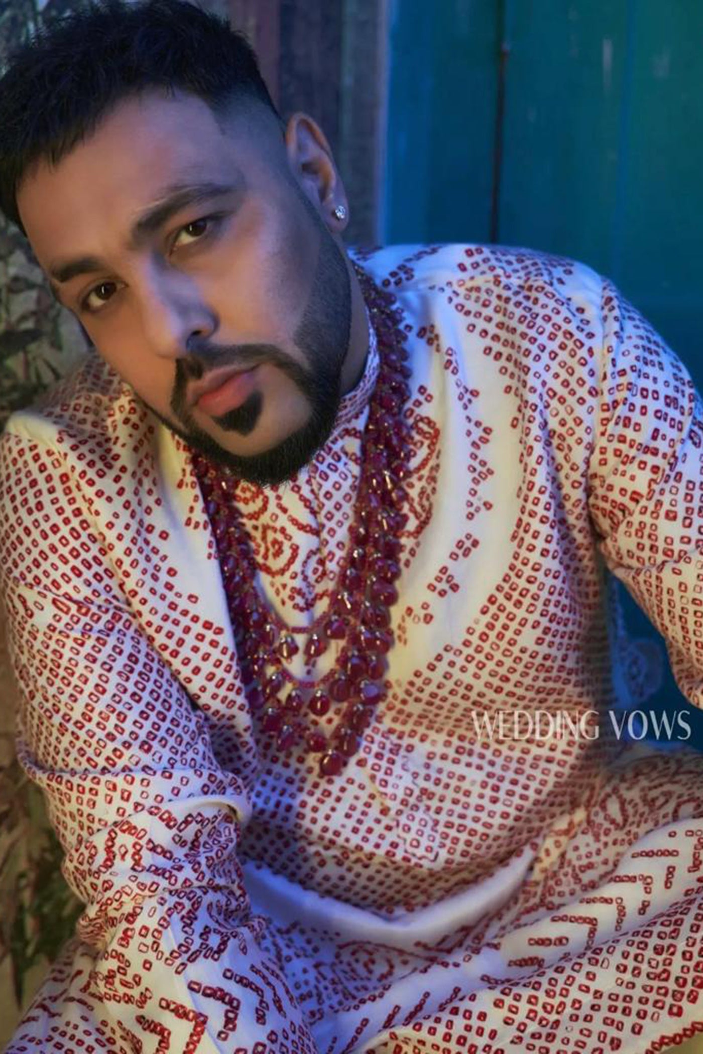 Ivory and Red Bandhni Kurta Set with Matching Stole