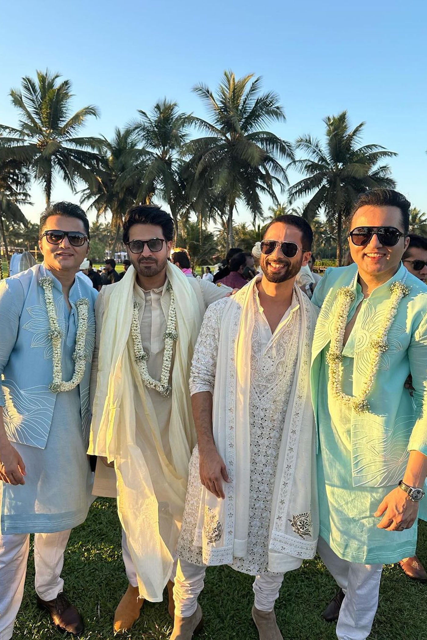 Ivory Chikan Kurta Set