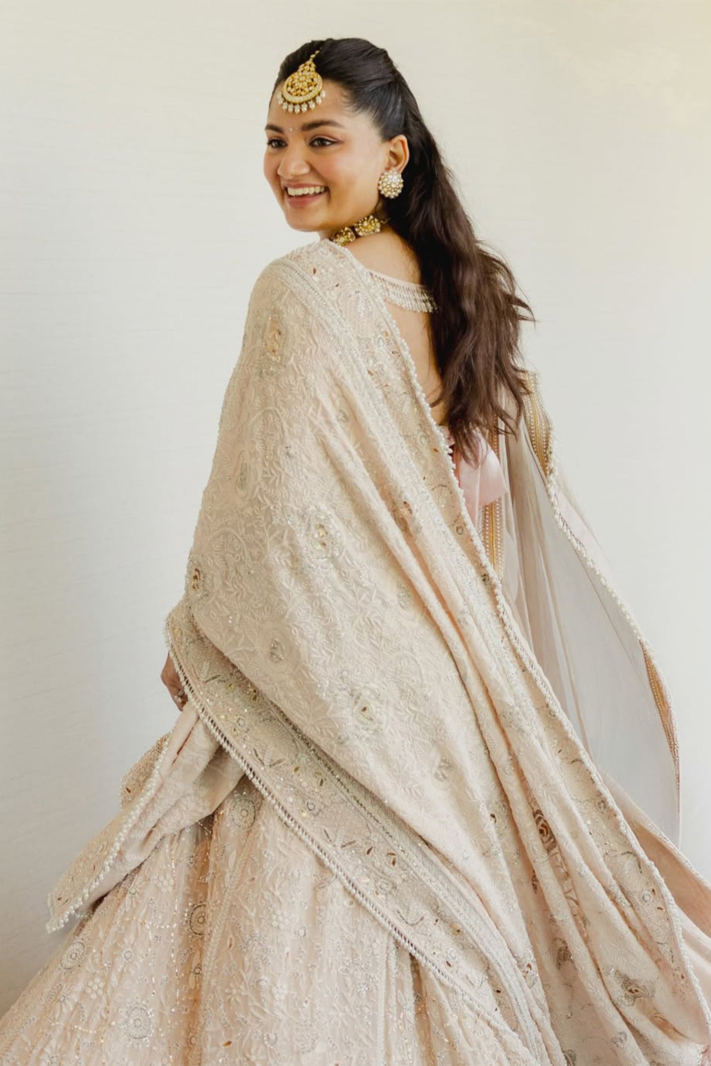 MEDHA BAHUGUNA IN BLUSH PINK LUCKNAWI LEHENGA SET
