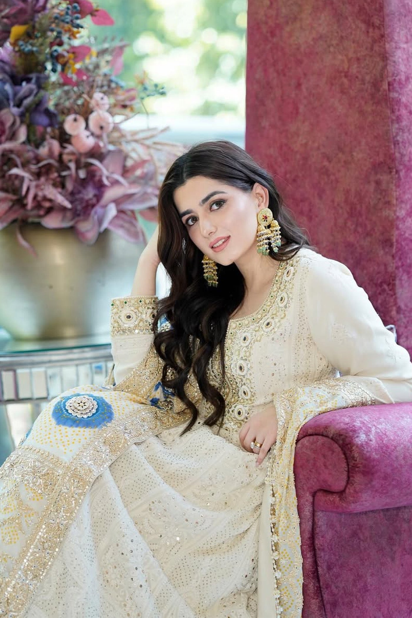 MAHIMA CHAWLA IN IVORY CHIKANKARI ANARKALI WITH BLUE CIRCLE BANDHANI DUPATTA